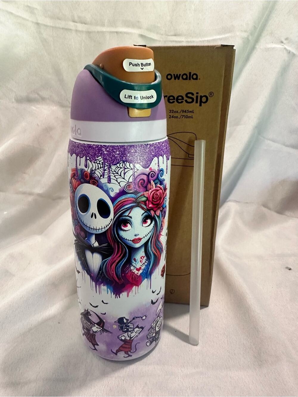 Custom Engraved Owala FreeSip Nightmare Before Christmas, Jack and Sally 32 oz